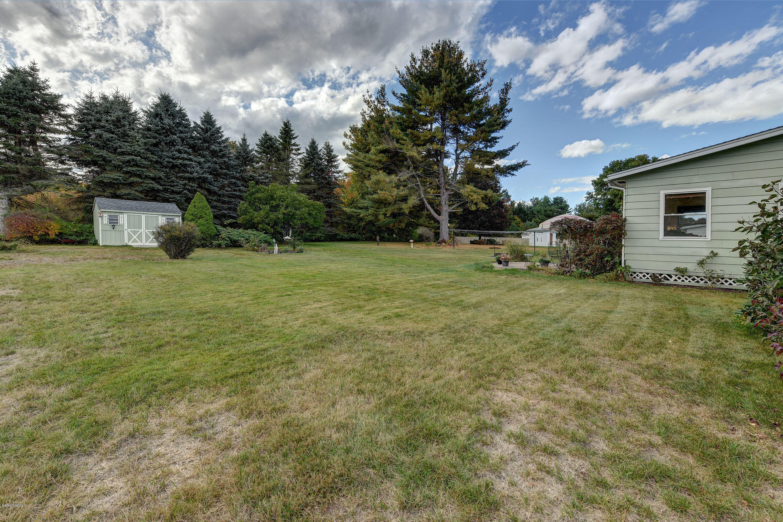35 Oak Hill Road Pittsfield, MA 01201 - Photo 28 of 29 28-Back Yard