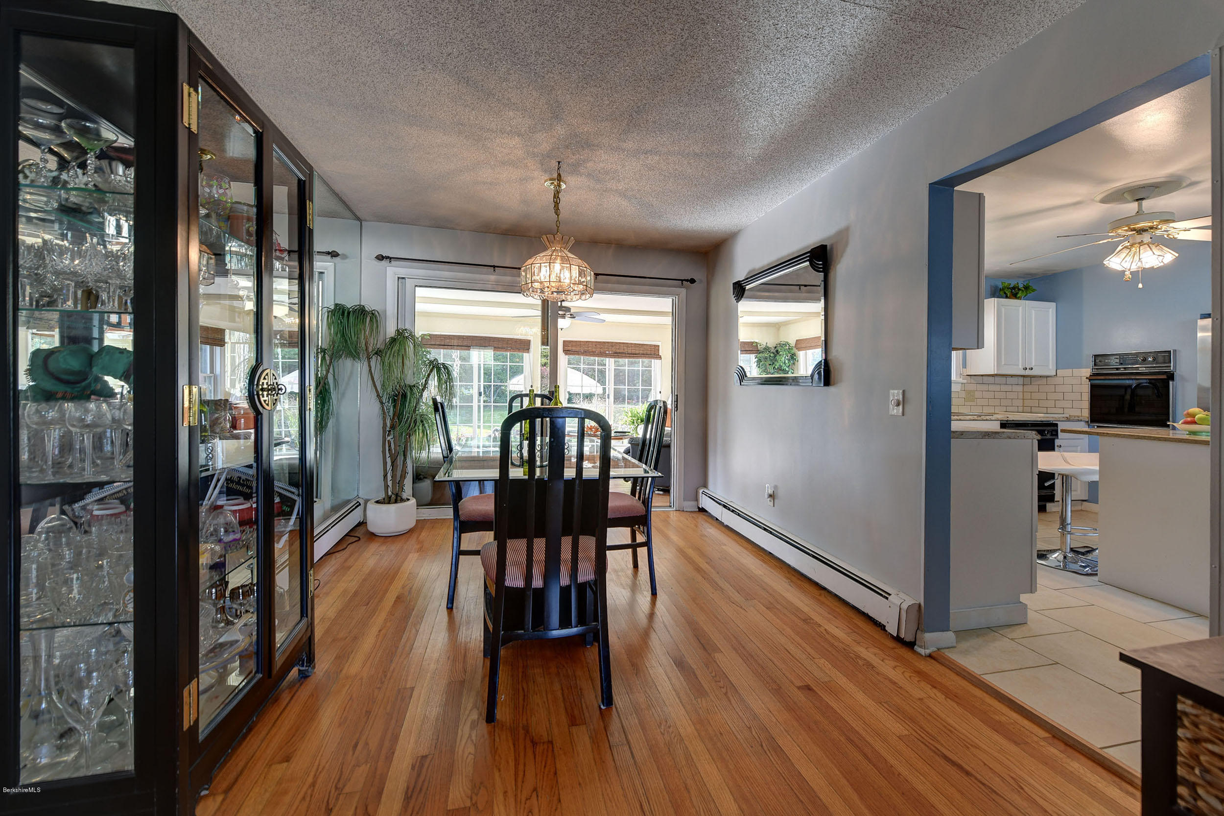 35 Oak Hill Road Pittsfield, MA 01201 - Photo 8 of 29 8-Dining Room