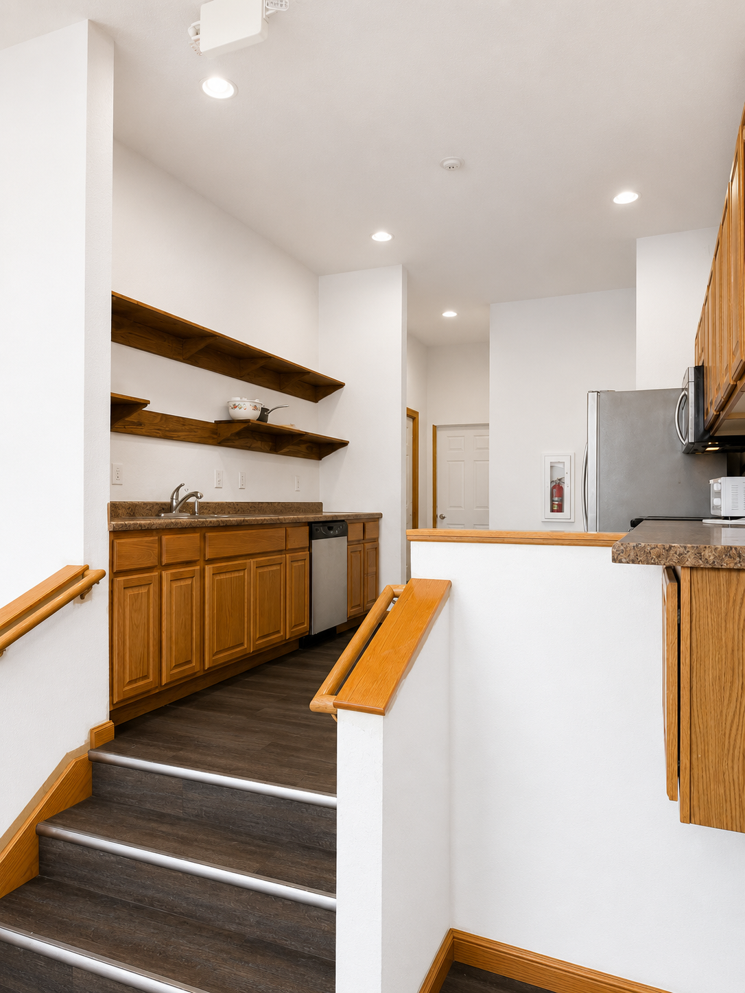 539 Pacific Avenue Southwest, Unit STUDENT Willmar, MN 56201 - Photo 3 of 43