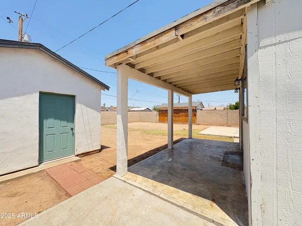 $2,095 | 1628 East Granada Road, Phoenix, AZ 85006