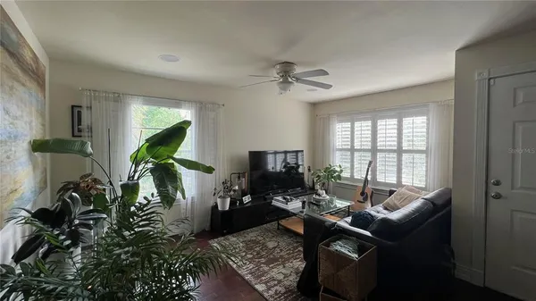 $1,695 | 5440 South MacDill Avenue, Unit 5J, Tampa, FL 33611