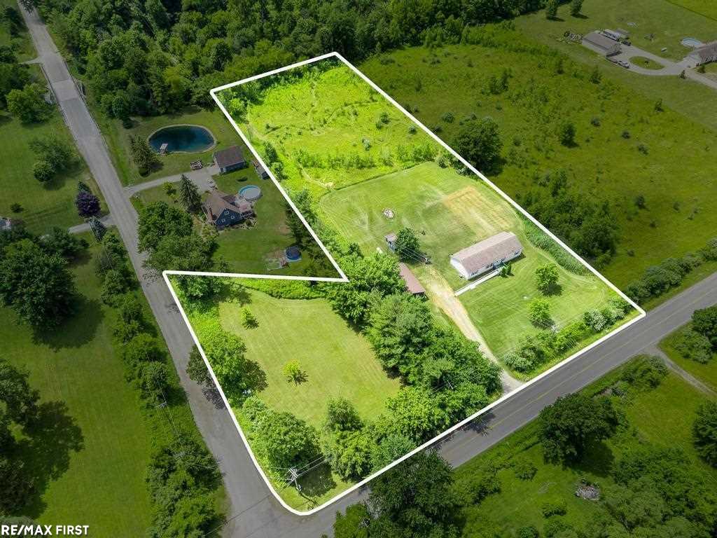 8537 Sparling Road Goodells, MI 48027 - Photo 2 of 27
