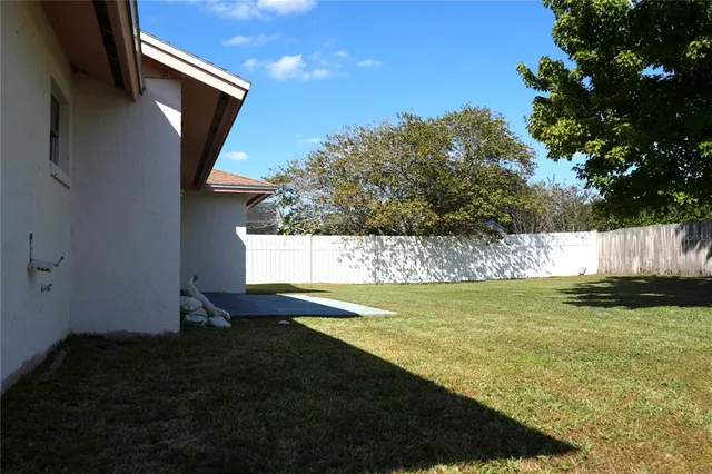 $2,300 | 12035 Saffron Court, Orlando, FL 32837
