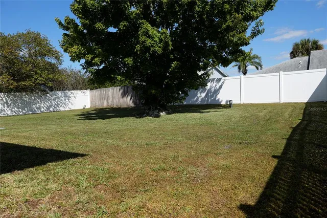 $2,300 | 12035 Saffron Court, Orlando, FL 32837