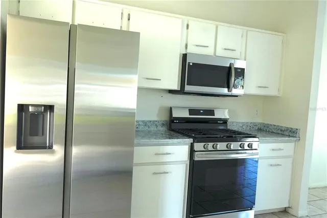 $2,300 | 12035 Saffron Court, Orlando, FL 32837