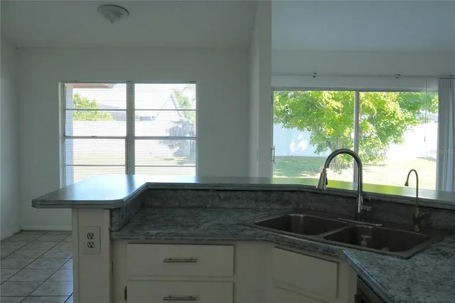 $2,300 | 12035 Saffron Court, Orlando, FL 32837