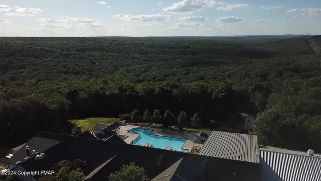 $469,900 | 163 Cambridge Court, Bushkill, PA 18324