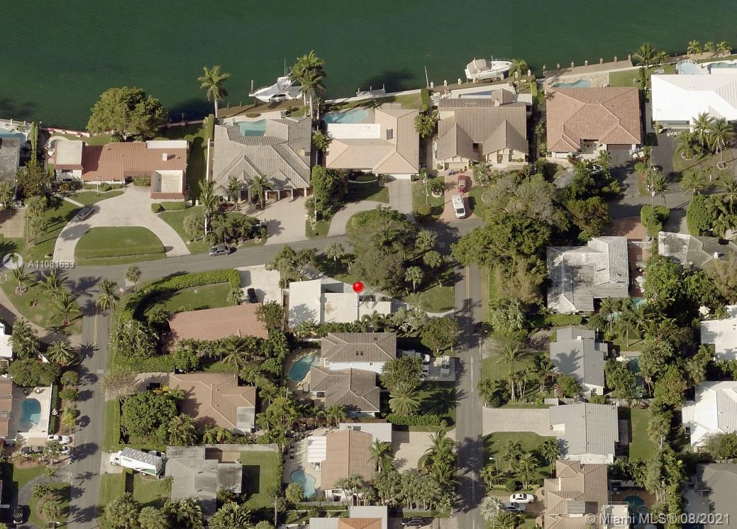 1902 North Riverside Drive Pompano Beach, FL 33062 - Photo 10 of 12 Gallery Image 10