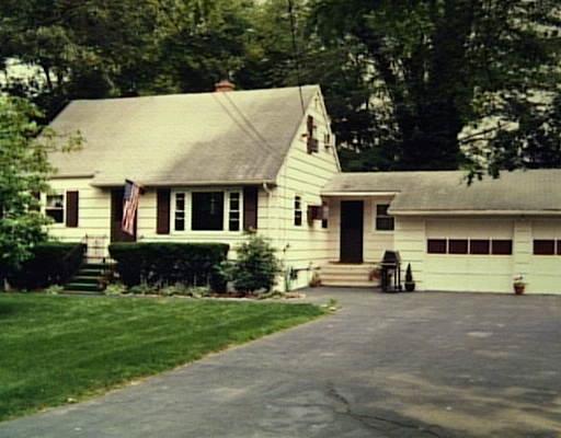 457 Stevenson Road Fairfield, CT 06825 - Photo 1 of 1