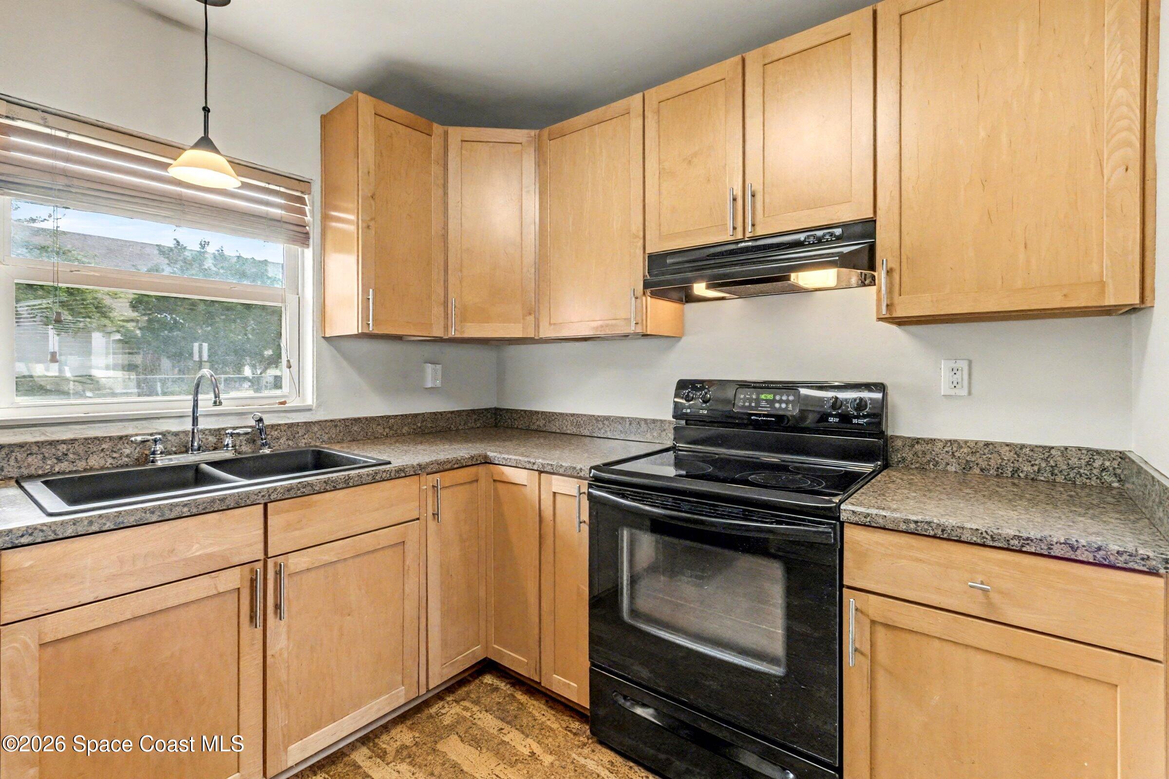 404 4th Street Merritt Island, FL 32953 - Photo 6 of 23 30-404-4th-218