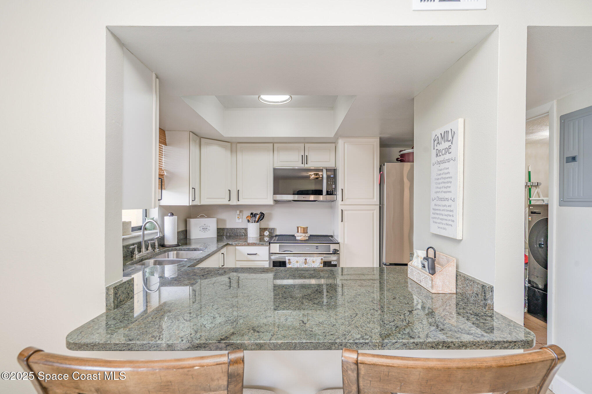 594 North Wickham Road, Unit 4 Melbourne, FL 32935 - Photo 6 of 24 010_dsc00218-edit_793