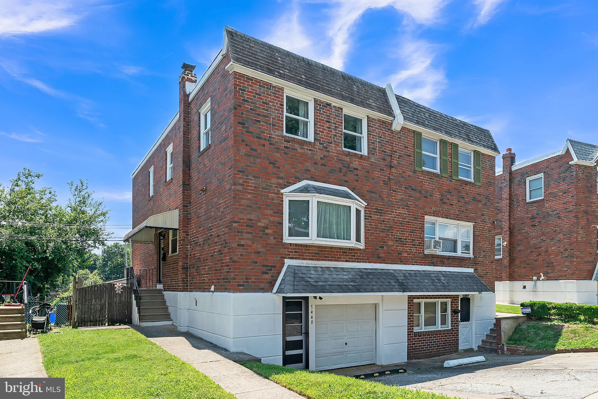 7448 Hill Road Philadelphia, PA 19128 - Photo 2 of 42 Air-lite Style Home with Side Main Entrance