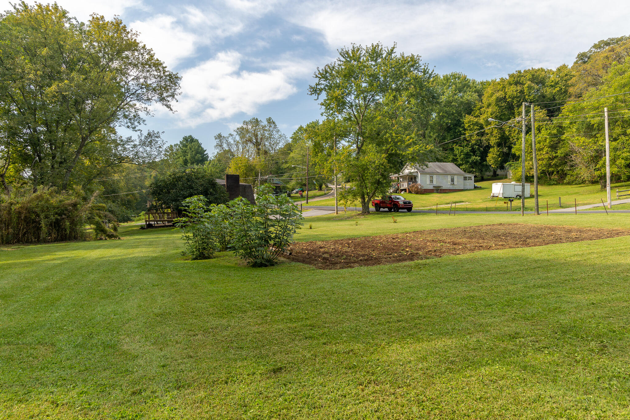 1469 Ridgecrest Avenue Kingsport, TN 37660 - Photo 37 of 37 Yard / Garden Area