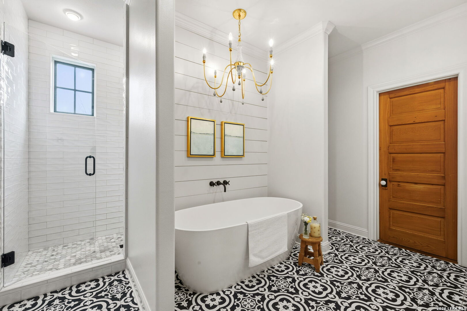 1429 Kendall Jackson Comfort, TX 78013 - Photo 29 of 88 a bathroom with a sink a toilet and shower