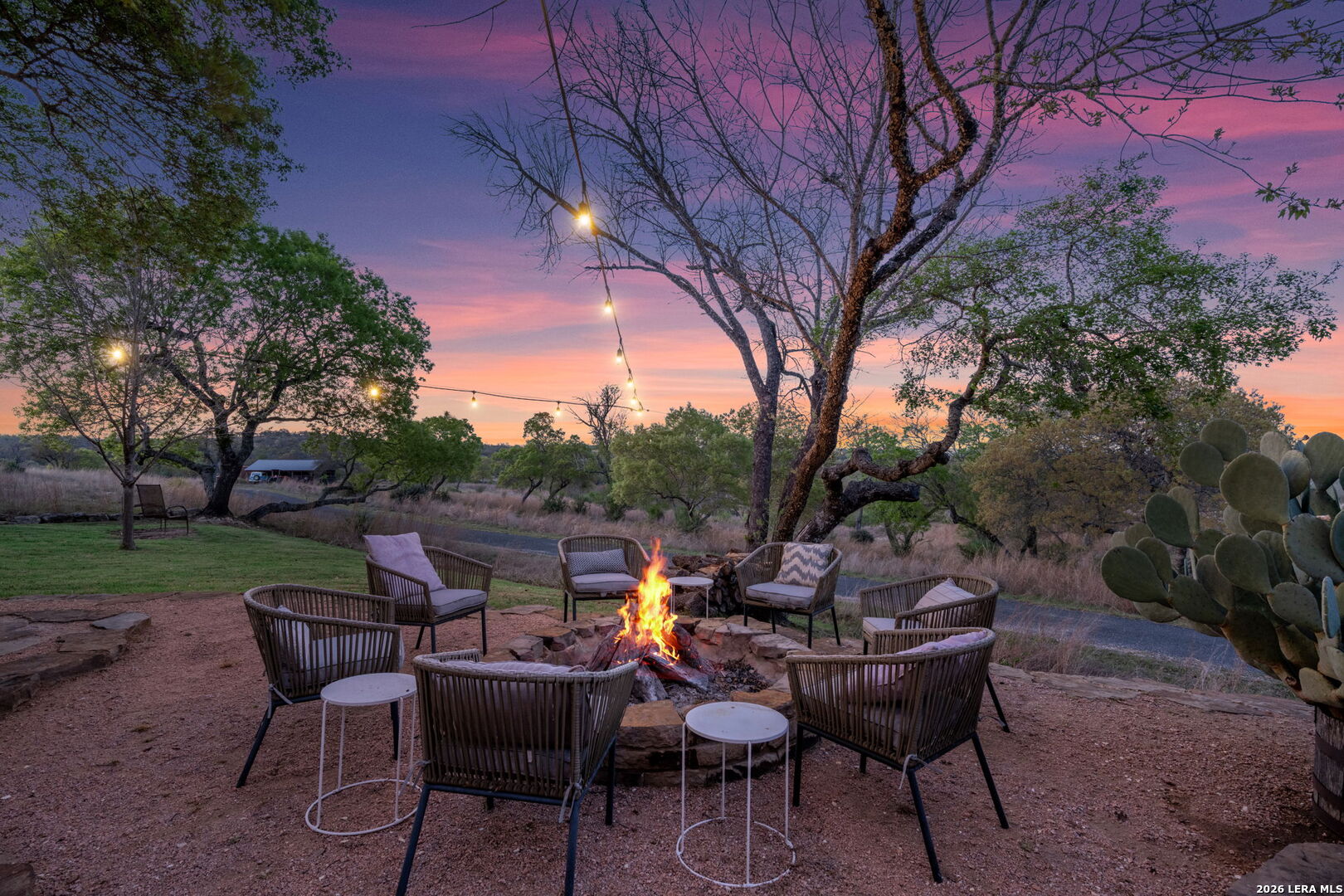 1429 Kendall Jackson Comfort, TX 78013 - Photo 43 of 88 a backyard of a house with table and chairs