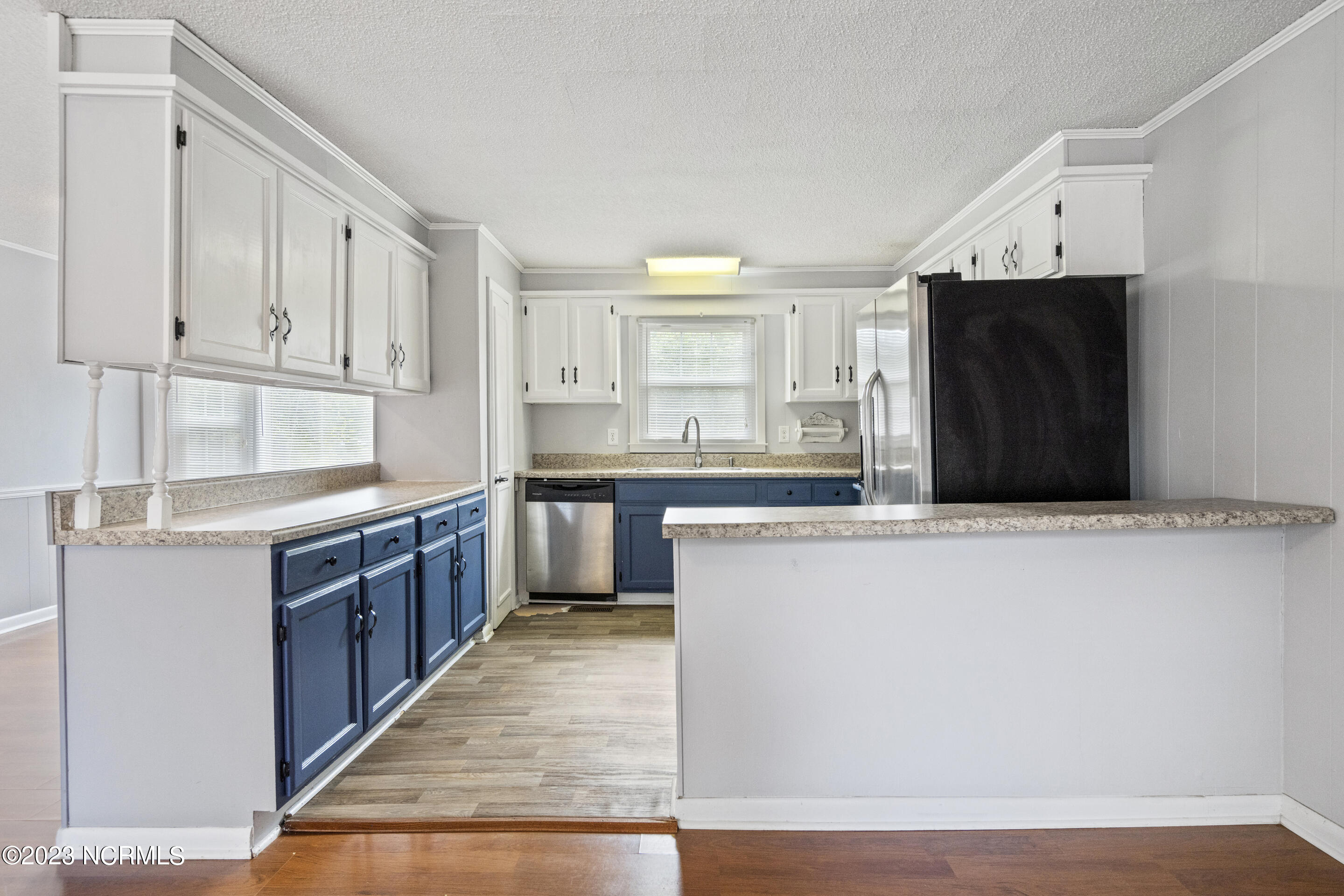 2894 Dawson Cabin Road Jacksonville, NC 28540 - Photo 17 of 32 Kitchen