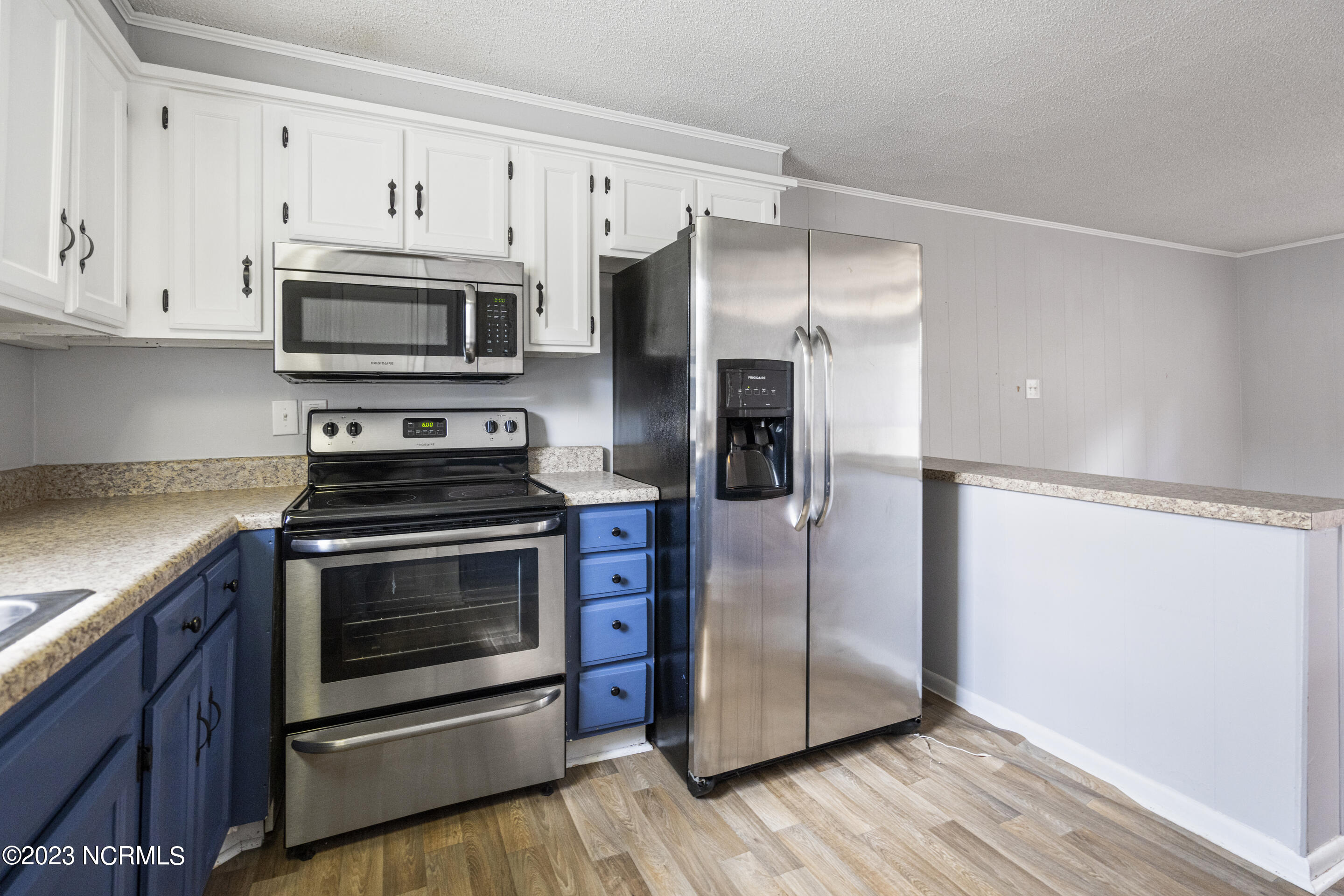 2894 Dawson Cabin Road Jacksonville, NC 28540 - Photo 21 of 32 Kitchen