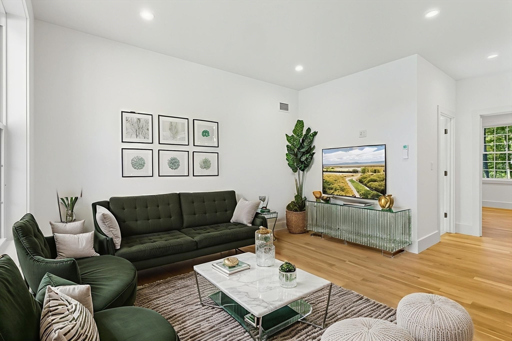 8 Hough Road Sutton, MA 01590 - Photo 19 of 42