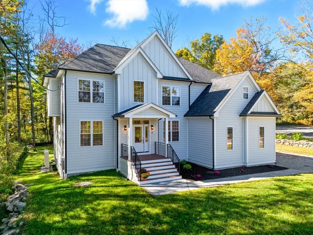 $1,145,000 | 8 Hough Road, Sutton, MA 01590