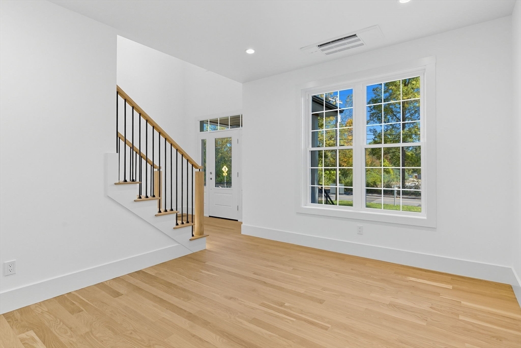 8 Hough Road Sutton, MA 01590 - Photo 22 of 42