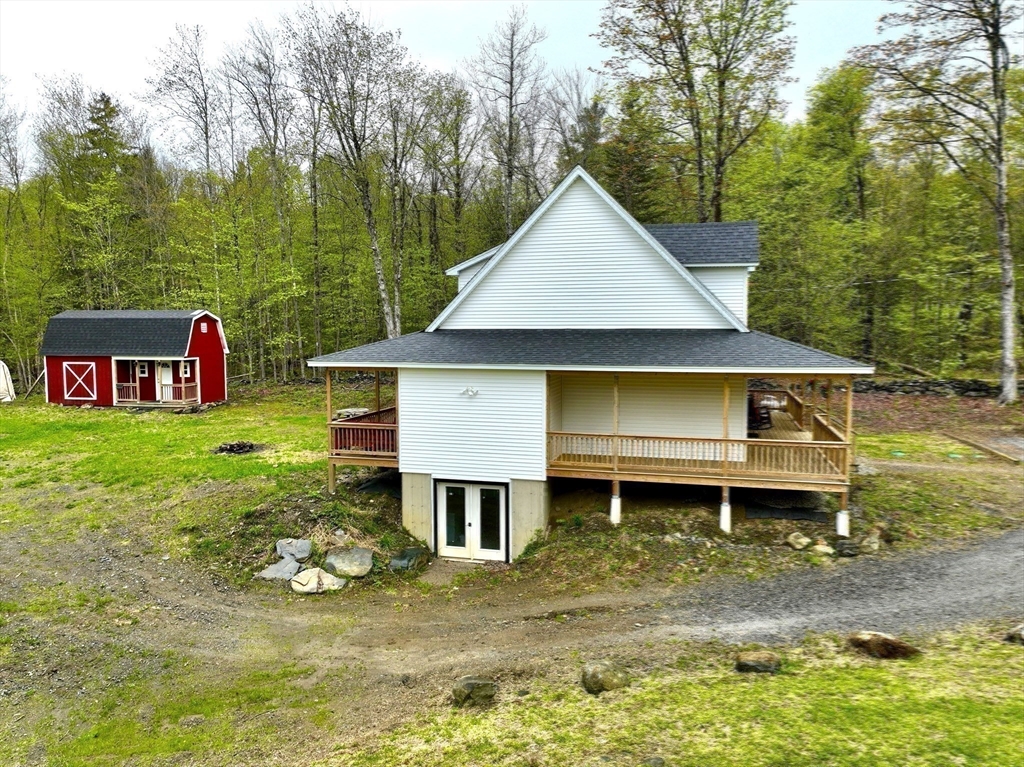 36 Campbell Road Plainfield, MA 01070 - Photo 3 of 42