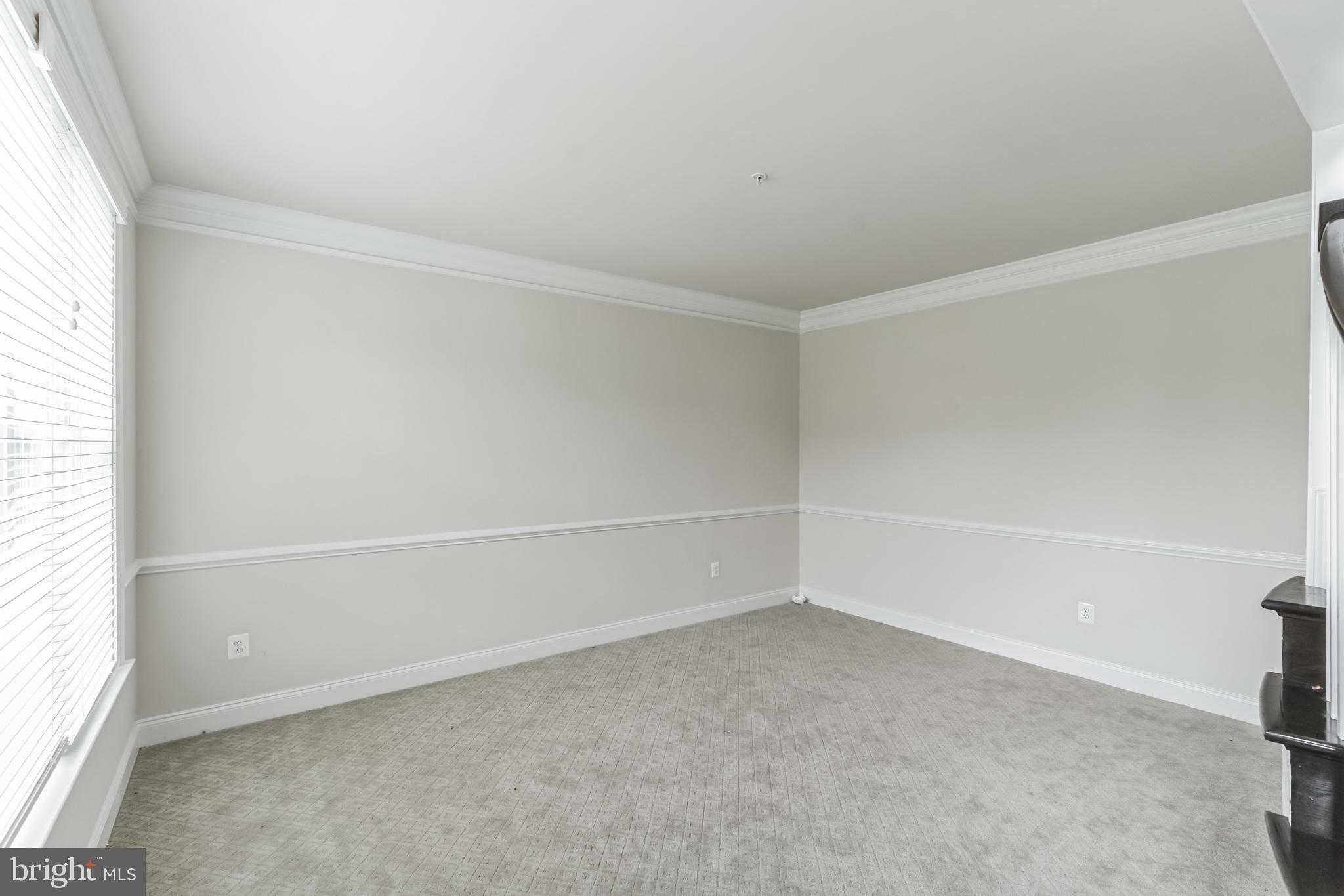 4907 Bridle Ridge Road Upper Marlboro, MD 20772 - Photo 3 of 30 Living room