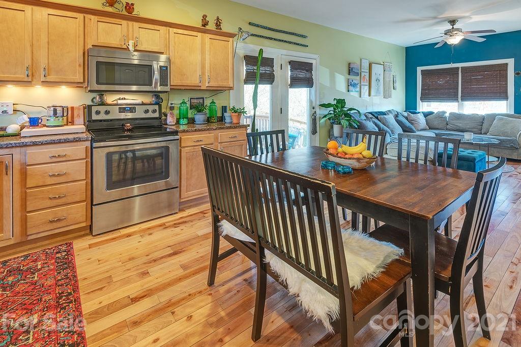 42 Davidson Road Asheville, NC 28803 - Photo 13 of 25 Gallery Image 13