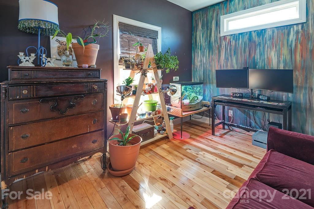 42 Davidson Road Asheville, NC 28803 - Photo 18 of 25 Gallery Image 18