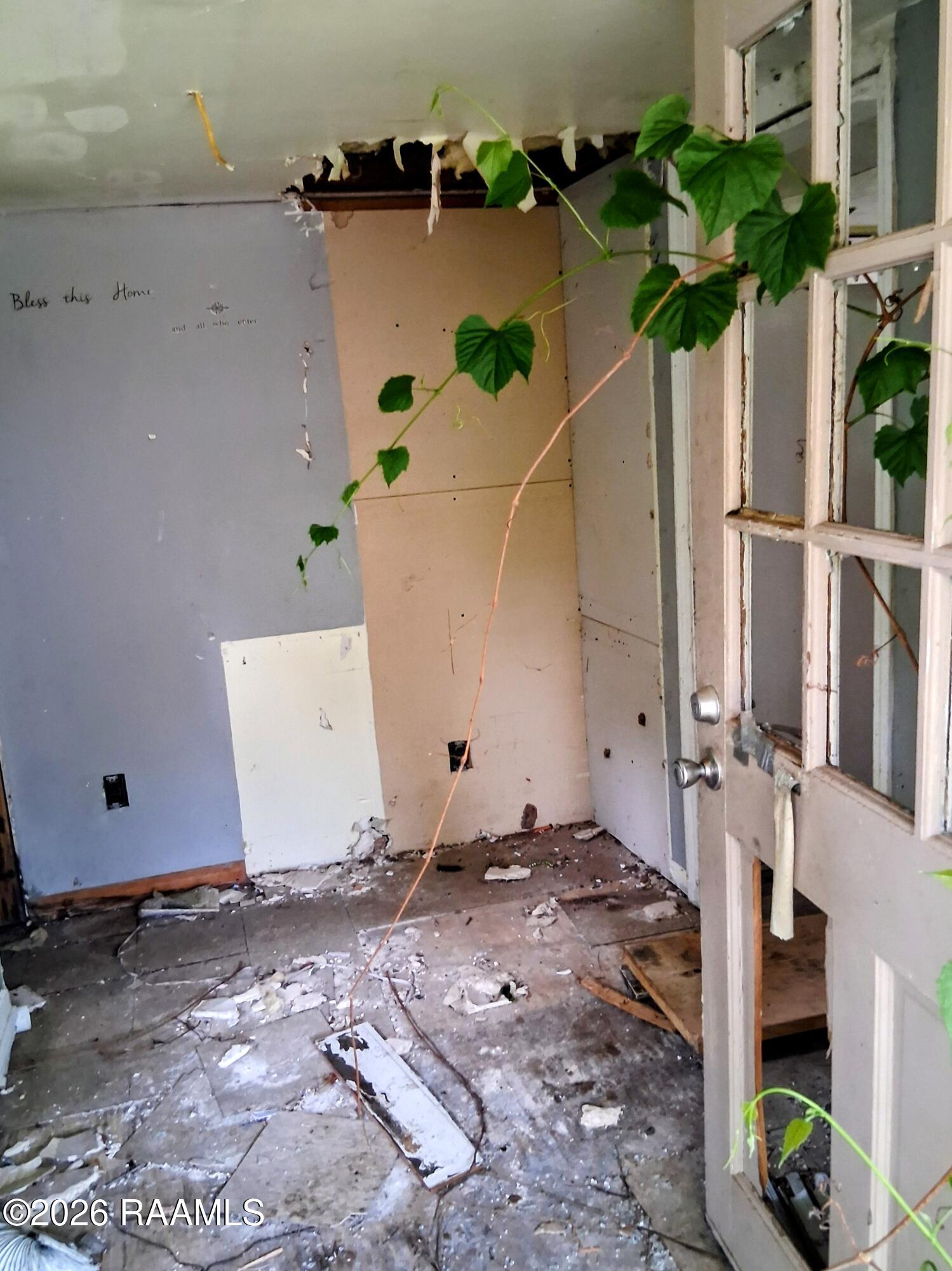 237 Riverside Drive Simmesport, LA 71369 - Photo 7 of 8 Back Room/ Back Door