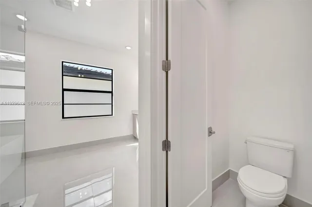 $8,500 | 1427 Southwest 23rd Street, Unit 1427, Fort Lauderdale, FL 33315