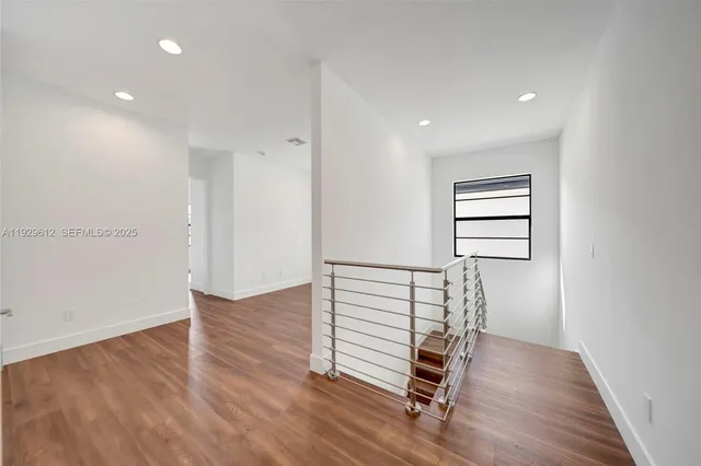 $8,500 | 1427 Southwest 23rd Street, Unit 1427, Fort Lauderdale, FL 33315