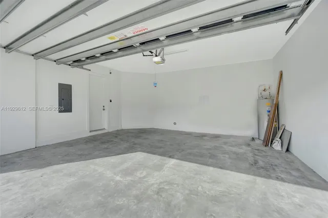 $8,500 | 1427 Southwest 23rd Street, Unit 1427, Fort Lauderdale, FL 33315