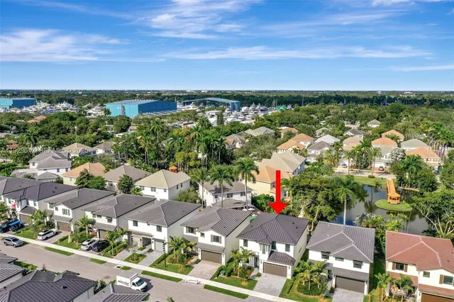 $8,500 | 1427 Southwest 23rd Street, Unit 1427, Fort Lauderdale, FL 33315