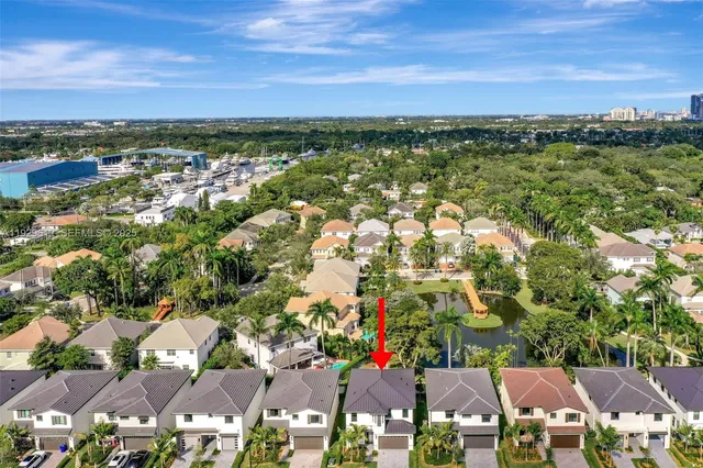 $8,500 | 1427 Southwest 23rd Street, Unit 1427, Fort Lauderdale, FL 33315