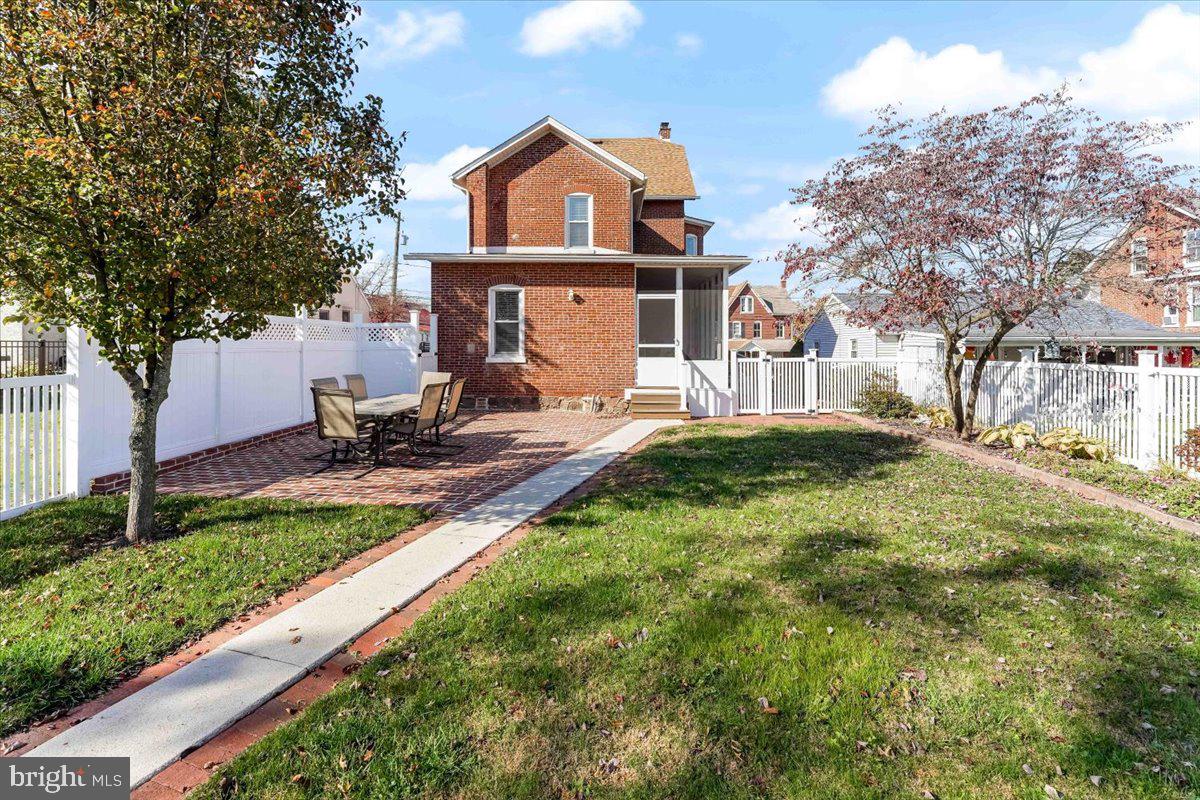 326 Walnut Street Spring City, PA 19475 - Photo 29 of 37