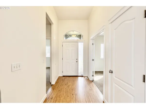 $450,000 | 979 Burley Hill Drive Northwest, Salem, OR 97304