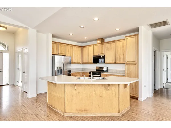 $450,000 | 979 Burley Hill Drive Northwest, Salem, OR 97304