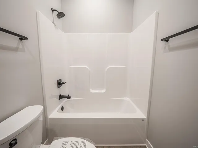 $310,000 | 3895 High Pointe Drive, Newburgh, IN 47630