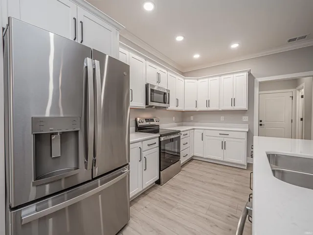 $310,000 | 3895 High Pointe Drive, Newburgh, IN 47630