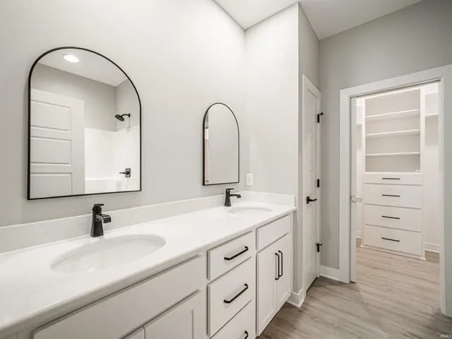 $310,000 | 3895 High Pointe Drive, Newburgh, IN 47630