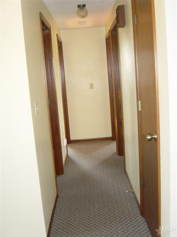 221 West Yoder Road Fort Wayne, IN 46819 - Photo 14 of 28
