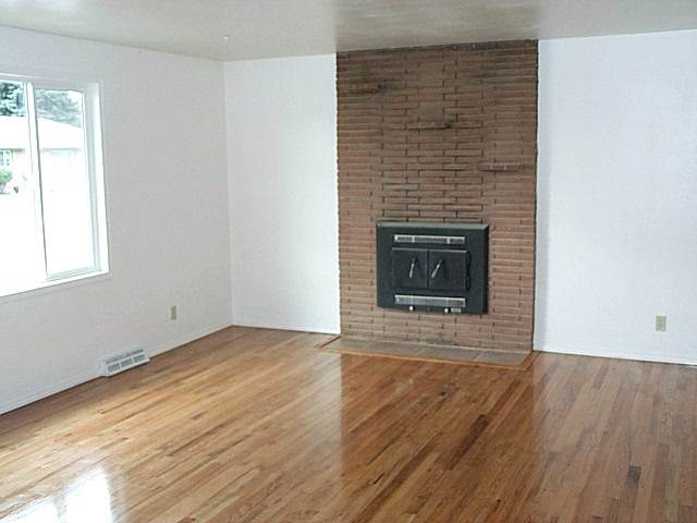 908 North Johnson Road Spokane, WA 99206 - Photo 2 of 9 Gallery Image 2