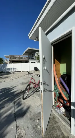 $1,500 | 195 Gardenia Street, Unit 4, Tavernier, FL 33070