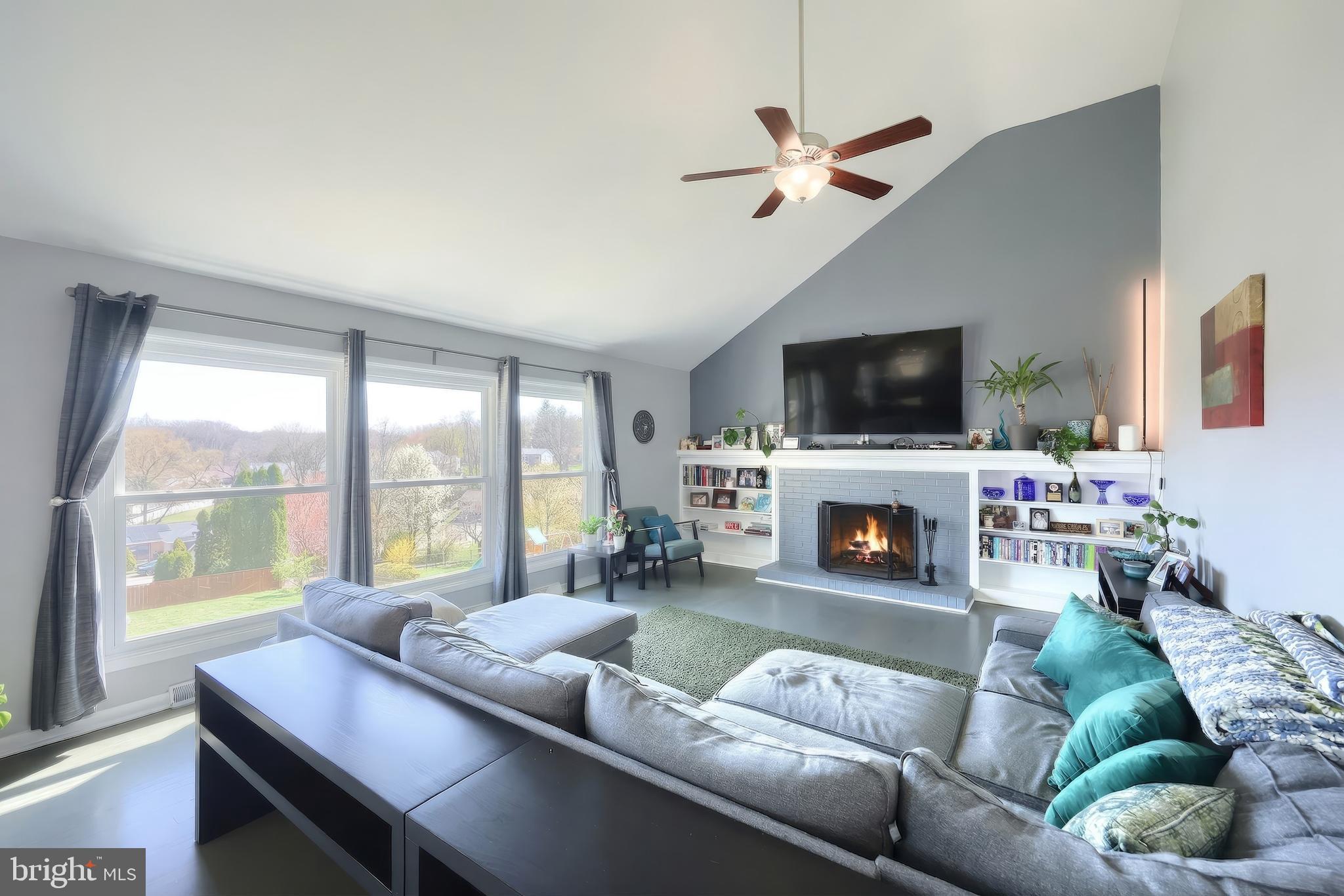 1505 Bonbar Road York, PA 17403 - Photo 15 of 41