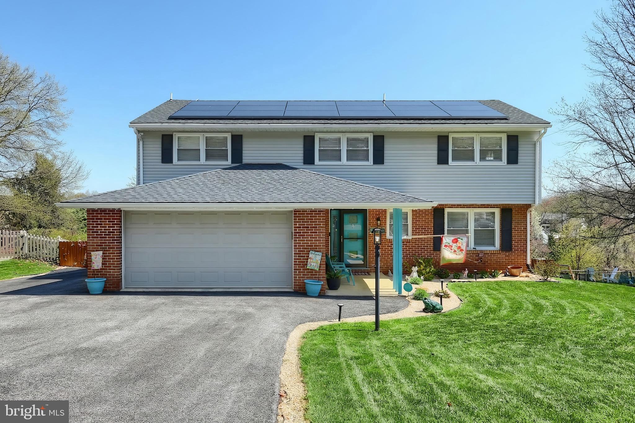 1505 Bonbar Road York, PA 17403 - Photo 2 of 41