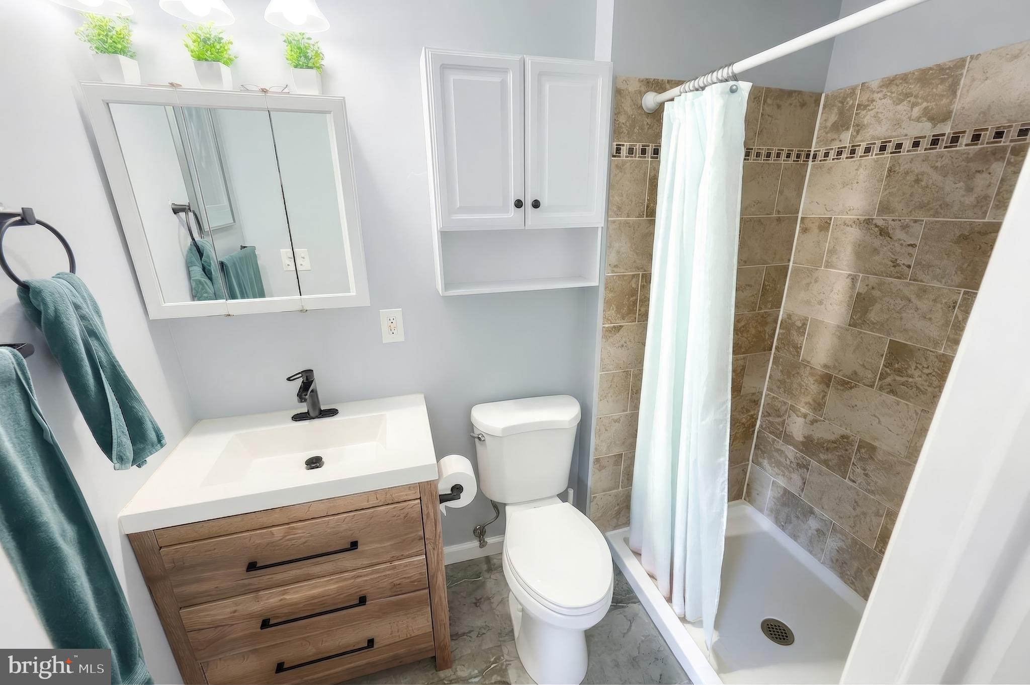 1505 Bonbar Road York, PA 17403 - Photo 27 of 41