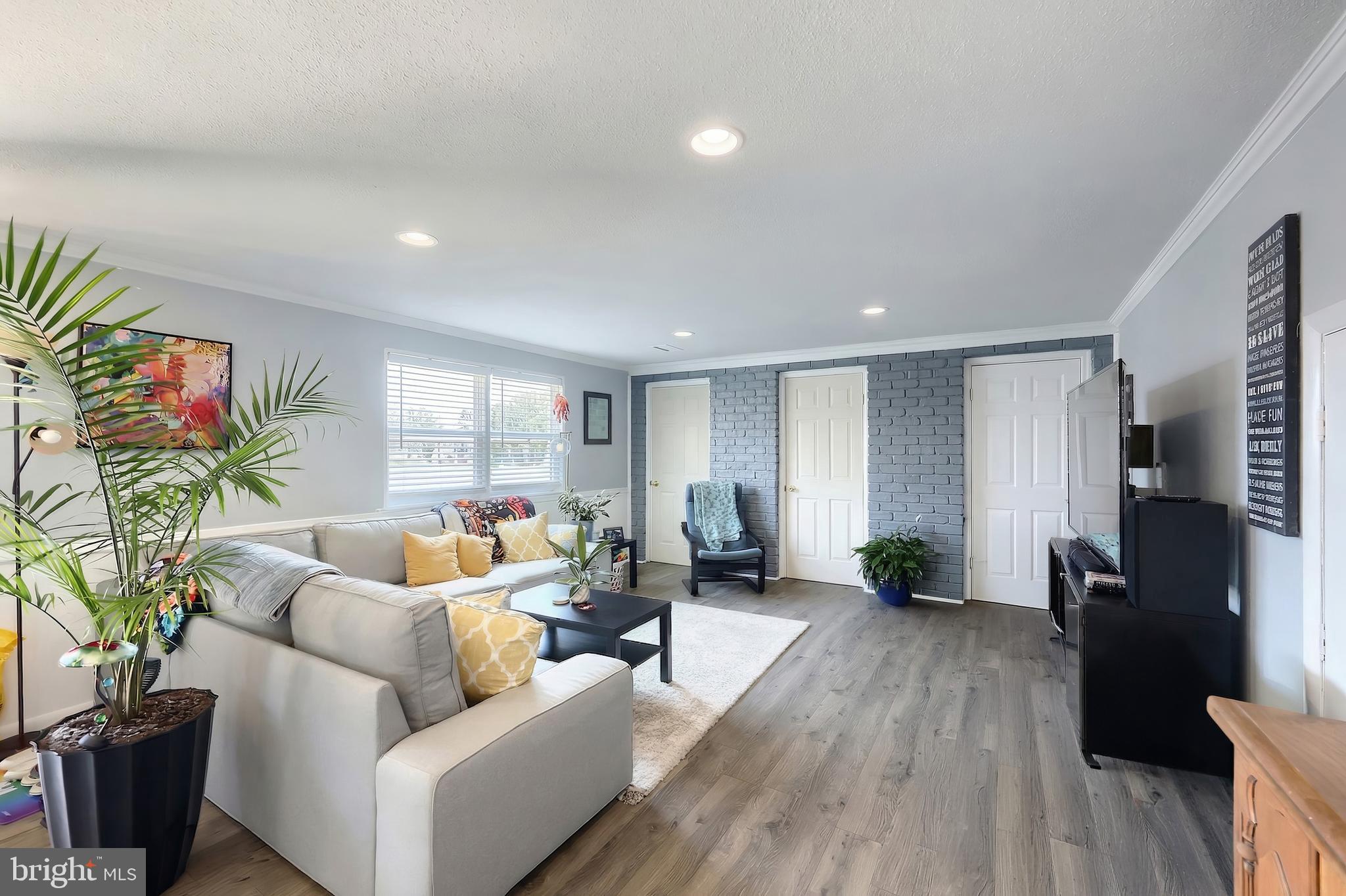 1505 Bonbar Road York, PA 17403 - Photo 31 of 41