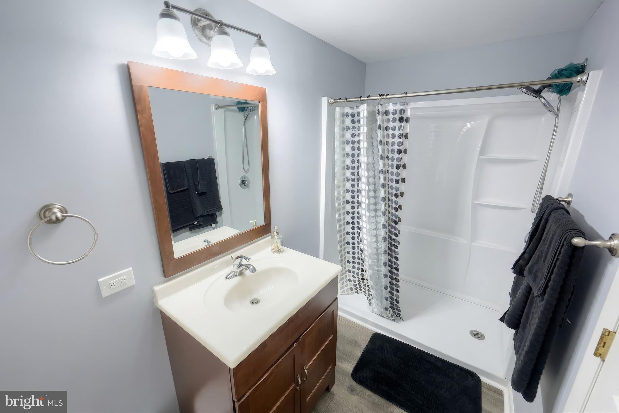 1505 Bonbar Road York, PA 17403 - Photo 34 of 41