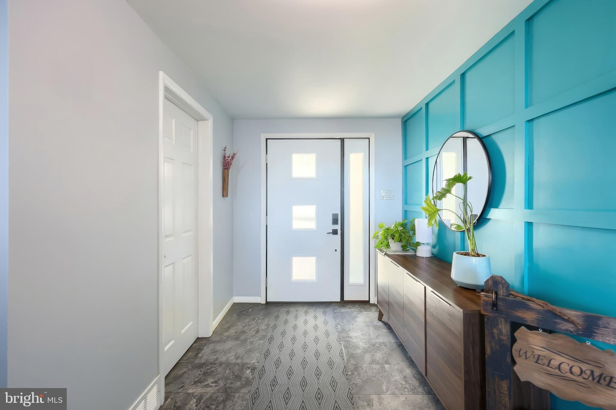 1505 Bonbar Road York, PA 17403 - Photo 7 of 41