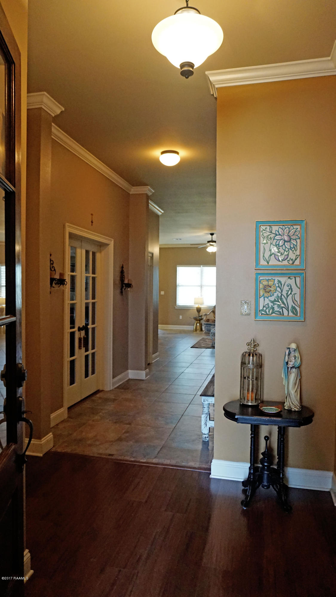 311 Still Waters Road Broussard, LA 70518 - Photo 5 of 29 hallway